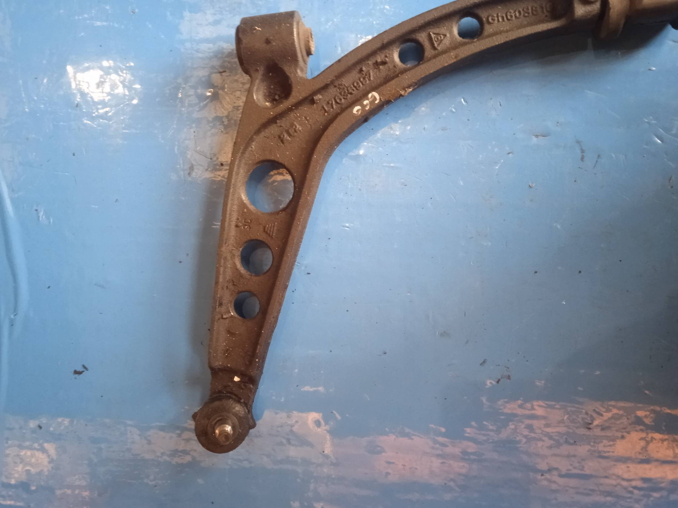 Braccio oscillante sosp. ant. sx.